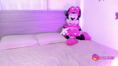 Luna Dulk online show from 12, 12, 2024