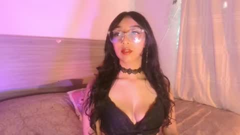 Luna Dulk online show from 27, 6, 2026