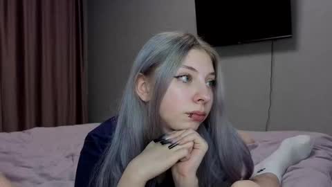 Snapshot of marikorin chatting on 25, 2, 2025 Mariko and Rin online show from 25, 2, 2025