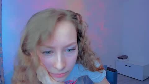 Snapshot of marilinal chatting on 6, 2, 2025 Marilina online show from 6, 2, 2025