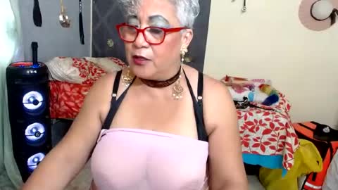Marilin carolina online show from 4, 7, 2026