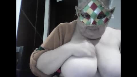 marilu64 online show from 12, 12, 2024