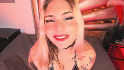 Snapshot of mariluu_ chatting on 26, 2, 2026 Mariluu online show from 26, 2, 2026