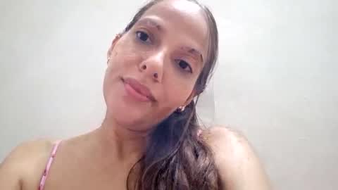 Snapshot of marilyn71 chatting on 17, 12, 2024 marilyn71 online show from 17, 12, 2024