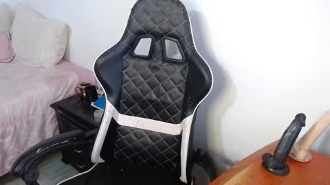 Snapshot of marilyn_lil chatting on 18, 1, 2025 Marilyn online show from 18, 1, 2025