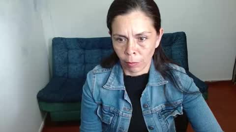 Snapshot of marilyn_xxxx chatting on 3, 10, 2025 Marilyn online show from 3, 10, 2025