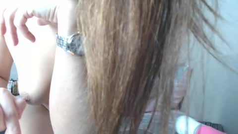 Snapshot of marina1995d chatting on 24, 1, 2025 FOREVER YOURS online show from 24, 1, 2025