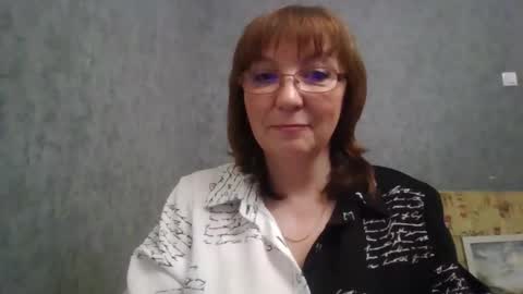 Snapshot of marinamrs chatting on 11, 10, 2025 marinamrs online show from 11, 10, 2025