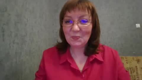 Snapshot of marinamrs chatting on 17, 10, 2025 marinamrs online show from 17, 10, 2025