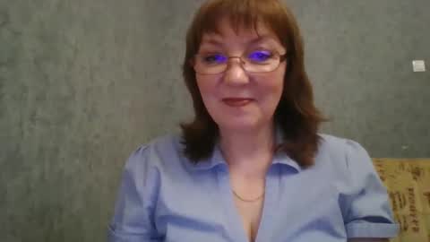 Snapshot of marinamrs chatting on 3, 11, 2025 marinamrs online show from 3, 11, 2025