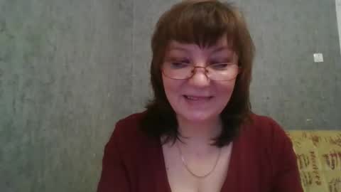 Snapshot of marinamrs chatting on 4, 12, 2025 marinamrs online show from 4, 12, 2025