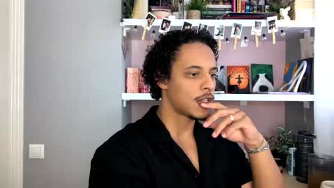 MarinaxMonroe online show from 17, 10, 2025