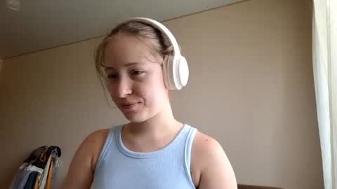 Snapshot of marionpierce chatting on 20, 6, 2026 Mia online show from 20, 6, 2026