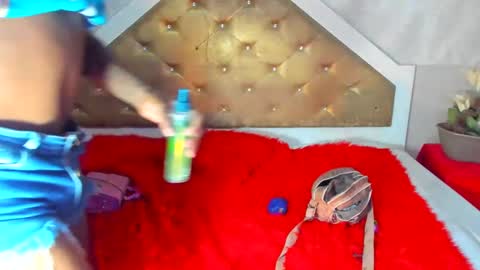 Nathaly online show from 28, 1, 2025