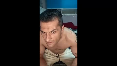 Snapshot of marius_23 chatting on 12, 4, 2026 marius_23 online show from 12, 4, 2026