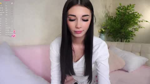 Snapshot of marivelmahlke chatting on 28, 4, 2026 Mari online show from 28, 4, 2026