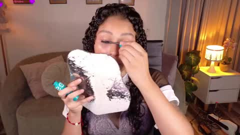 Snapshot of marivimichel_s chatting on 19, 4, 2026 marivimichel_s online show from 19, 4, 2026