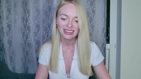 Snapshot of mariwell chatting on 11, 6, 2026 mariwell online show from 11, 6, 2026