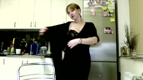 Snapshot of marizafouset chatting on 26, 6, 2026 MarizaFouset online show from 26, 6, 2026