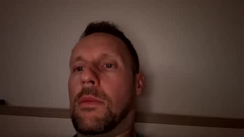 Mark online show from 25, 2, 2026