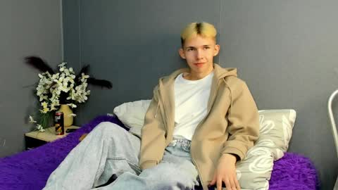 Snapshot of mark_brain chatting on 29, 5, 2026 mark_brain online show from 29, 5, 2026