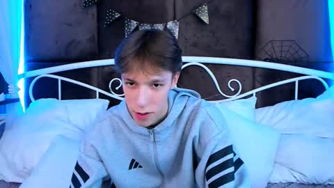 Mark online show from 2, 11, 2025