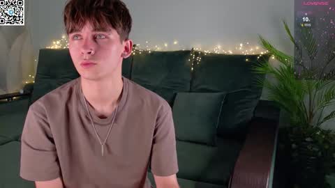 Snapshot of mark_safr chatting on 30, 9, 2025 Mark online show from 30, 9, 2025