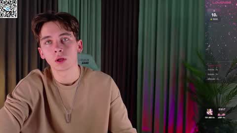 Snapshot of mark_safr chatting on 3, 10, 2025 Mark online show from 3, 10, 2025