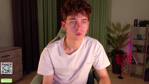 Snapshot of mark_safr chatting on 10, 10, 2025 Mark online show from 10, 10, 2025