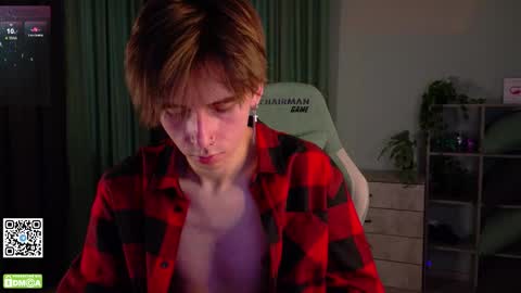 Snapshot of mark_safr chatting on 10, 11, 2025 Mark online show from 10, 11, 2025