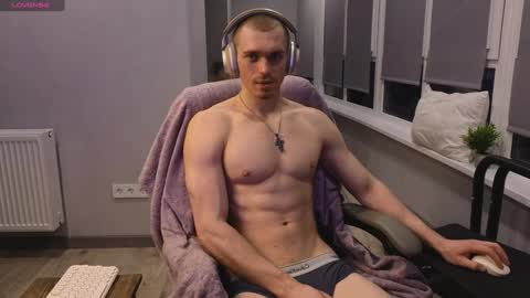 Snapshot of mark_stiff chatting on 12, 1, 2025 Mark online show from 12, 1, 2025