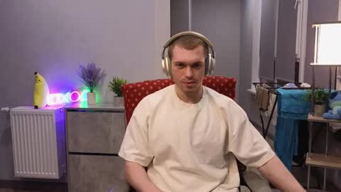 Snapshot of mark_stiff chatting on 14, 2, 2025 Mark online show from 14, 2, 2025