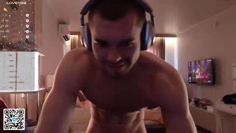 Snapshot of mark_stiff chatting on 8, 11, 2025 Mark online show from 8, 11, 2025