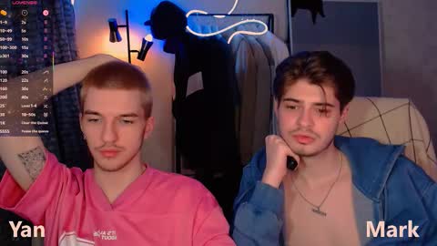 Snapshot of mark_sun chatting on 20, 11, 2025 Mark online show from 20, 11, 2025