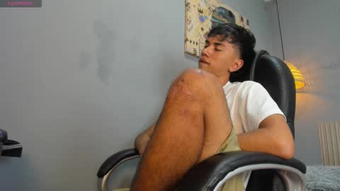 markbowie online show from 5, 12, 2025