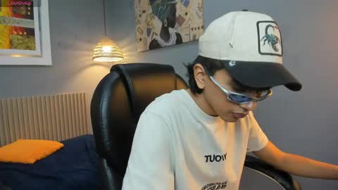 markbowie online show from 18, 4, 2026