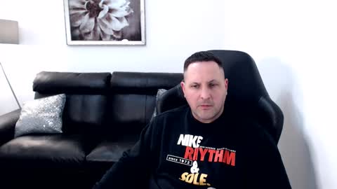 Snapshot of marko66999 chatting on 27, 11, 2025 Master online show from 27, 11, 2025