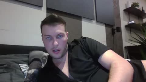 Snapshot of markster9696 chatting on 12, 1, 2025 markster9696 online show from 12, 1, 2025