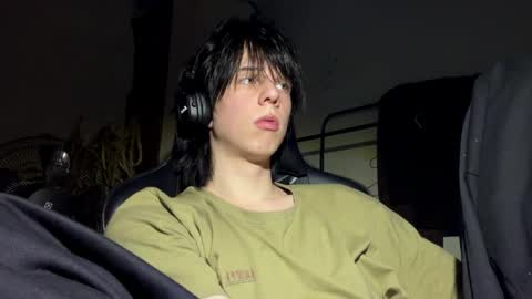 Mark online show from 9, 4, 2026