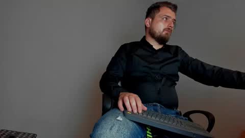 MARK online show from 11, 11, 2025