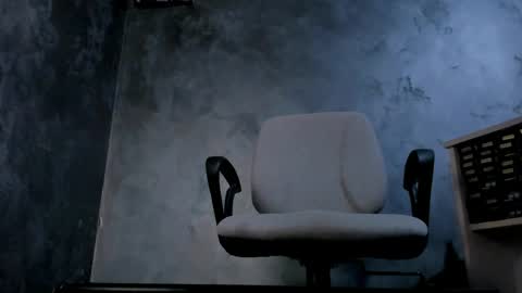 Snapshot of markwaynescr chatting on 15, 5, 2026 MARK online show from 15, 5, 2026