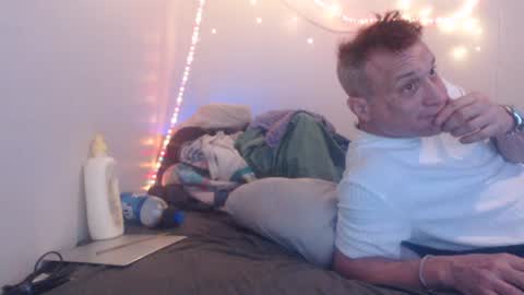 MarkyMark7169 online show from 17, 2, 2025