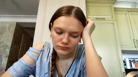 Snapshot of marloosburn chatting on 16, 7, 2026 MarloOsburn online show from 16, 7, 2026