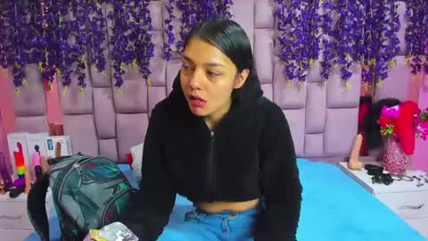 Snapshot of marlyanal chatting on 4, 1, 2025 Marly Anal online show from 4, 1, 2025