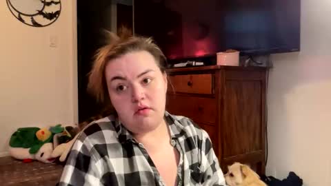 maroon_moon online show from 15, 2, 2025