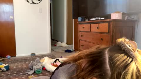 maroon_moon online show from 19, 2, 2025