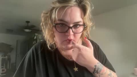 maroon_moon online show from 20, 9, 2025