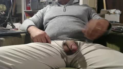 only fans marrieddad19751975 online show from 9, 2, 2025