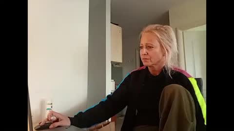 Snapshot of marrygorund chatting on 20, 7, 2026 MaryGoRound online show from 20, 7, 2026