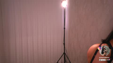     online show from 23, 1, 2025